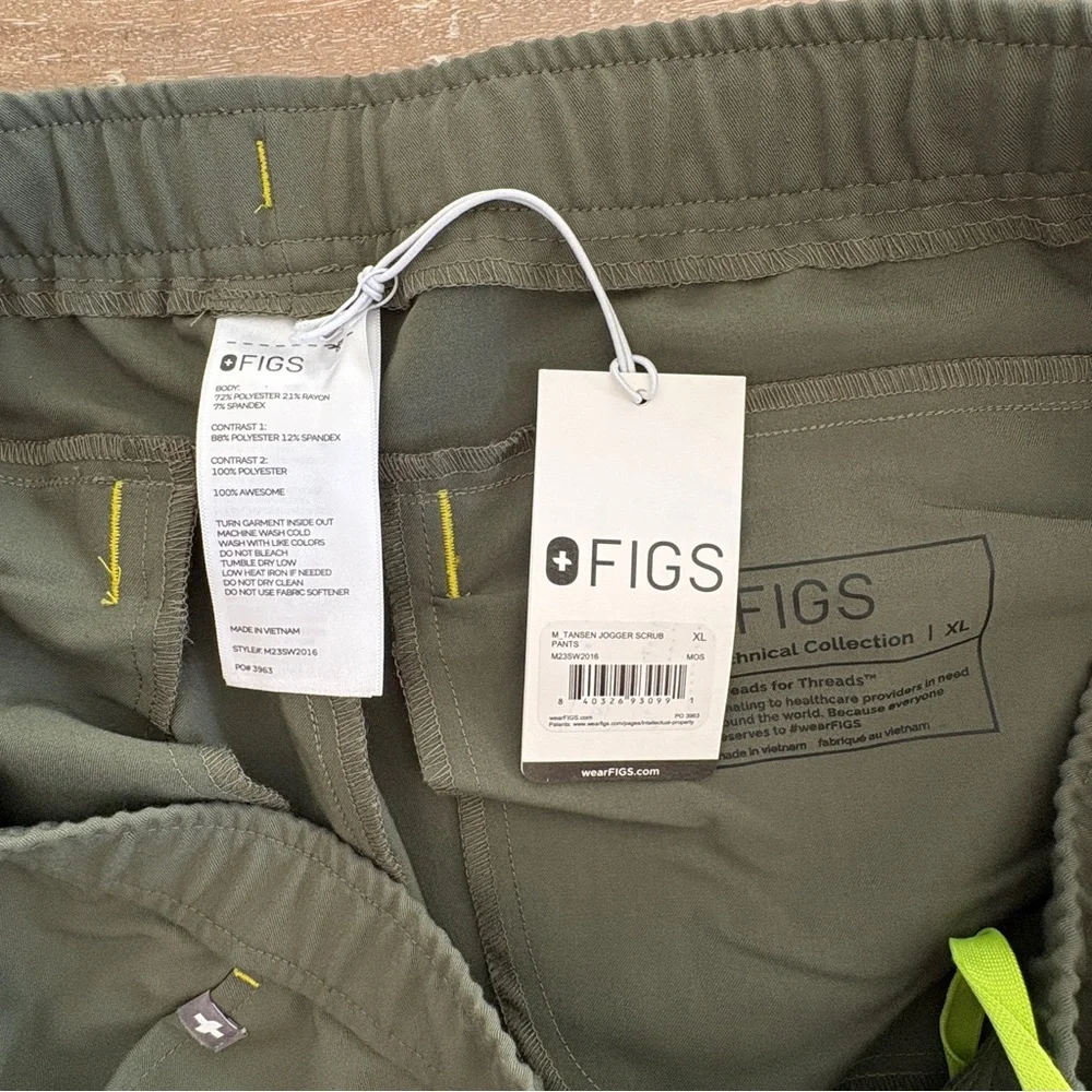 NWT FIGS Mens Scrub Set Chisec Top and Tansen Jogger Pants XL Moss Green